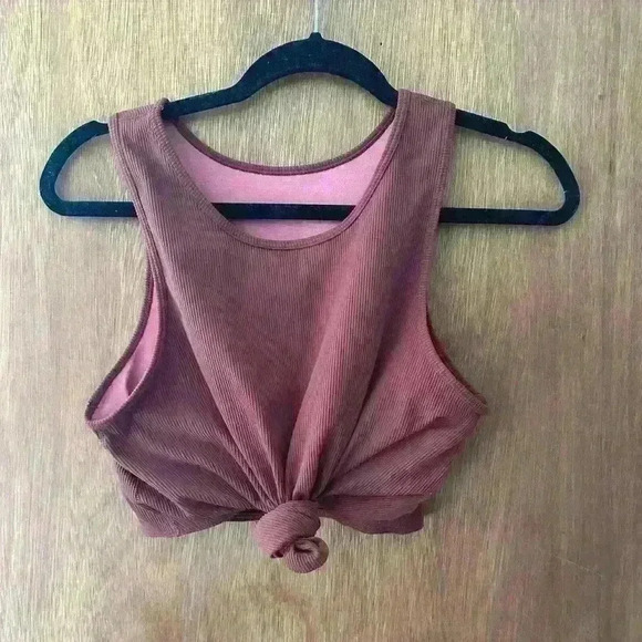 GapFit Ribbed Blackout Knot Front Cropped Shelf Bra Top in Burnt Russet Sz L - Picture 2 of 6